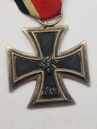 Originalt eisernes kreuz - Hersteller 25 (Arbeitsgemeinschaft der Graveur-, Gold- und Silberschmiedeinnungen, Hanau am Main)