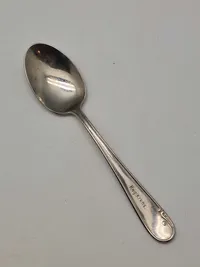 Stemplede skeer, 1 tysk Krigsmarine - 1 ske fra US. Navy - Tysk krigsmarine ske fundet på Flådestationen Holmen