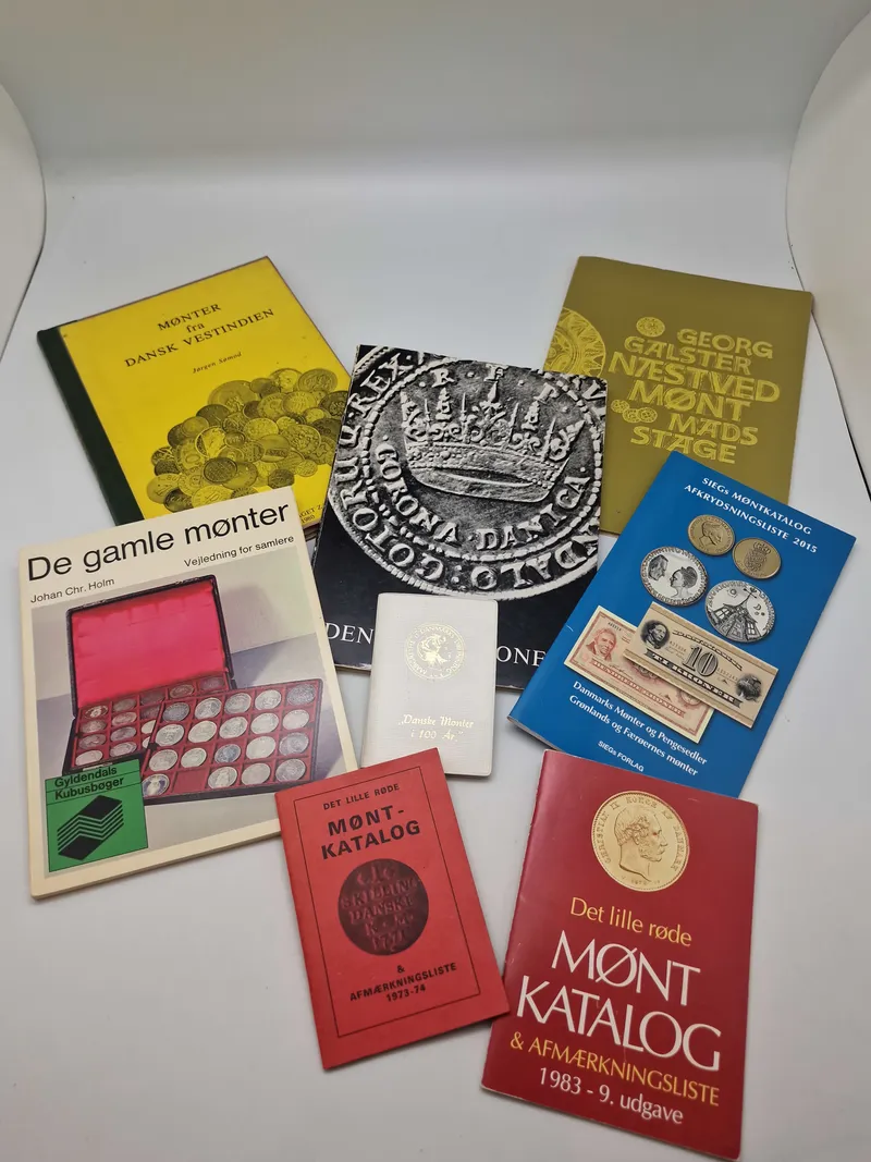 Mønter - litteratur 8 stk
