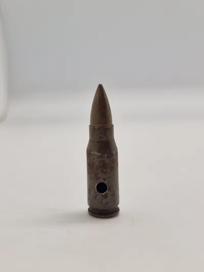 Original deaktiveret patron for det tyske STG44