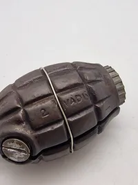 Original Mills granat - ww2 - deaktiveret M/lagkagesnit jf. gældende dansk lovgivning