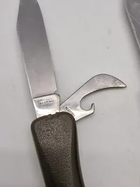 To stk Knivfolde fra det danske forsvar