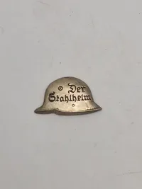 Originalt Der Stahlhelm badge