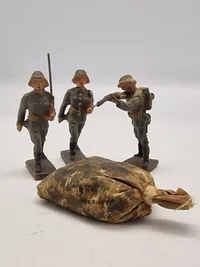 Originale linoliumsfigurer - ww2
