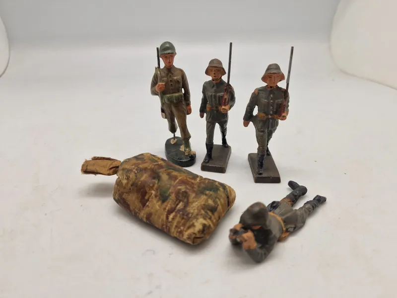 Originale linoliumsfigurer - ww2