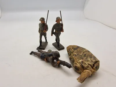 Originale linoliumsfigurer - ww2