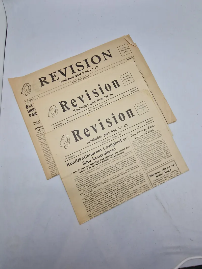 Lot originale blade fra “Revision” som var kendt for at hjælpe tidligere Frikorps folk mm.