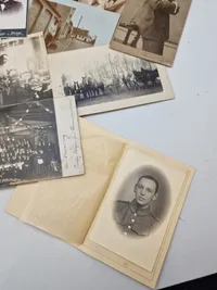 Samling gamle fotos