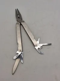 Kniv og multitool