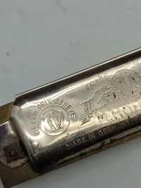 Mundharmonika med æske
