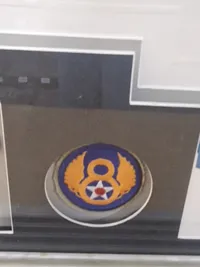 Stor Tavle fraUS Medal of honour vinner med tegning og signatur 71x86 ( Skal hentes i Vordingborg eller leveres personligt )