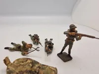Originale linoliumsfigurer - ww2