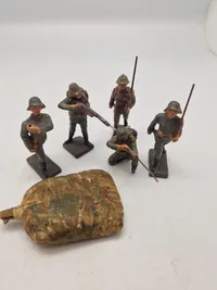 Originale linoliumsfigurer - ww2