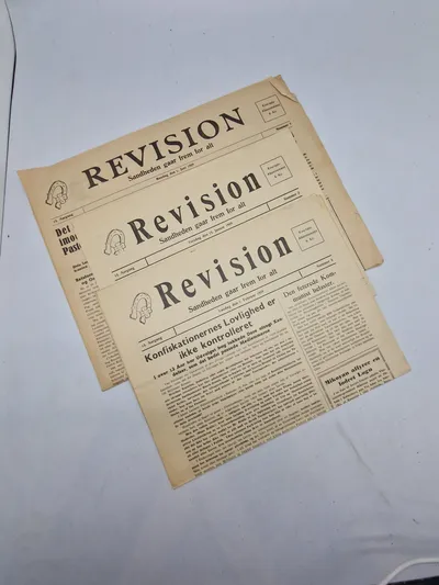Lot originale blade fra “Revision” som var kendt for at hjælpe tidligere Frikorps folk mm.