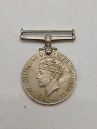 Samling originale ww2 vinger og ordner