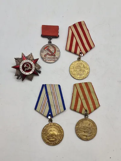 Samling originale russiske ordner