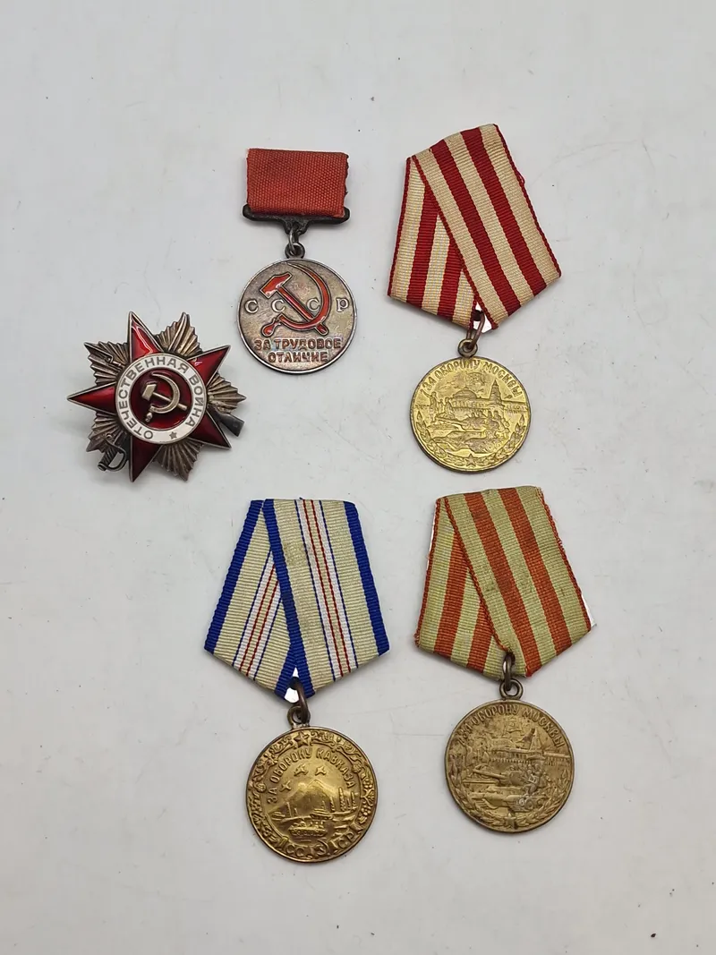 Samling originale russiske ordner