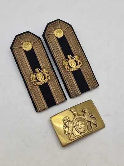 Lot originalt dansk politi