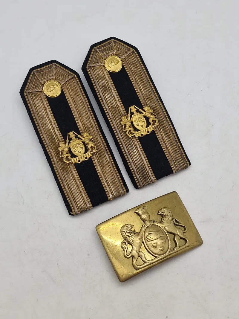 Lot originalt dansk politi