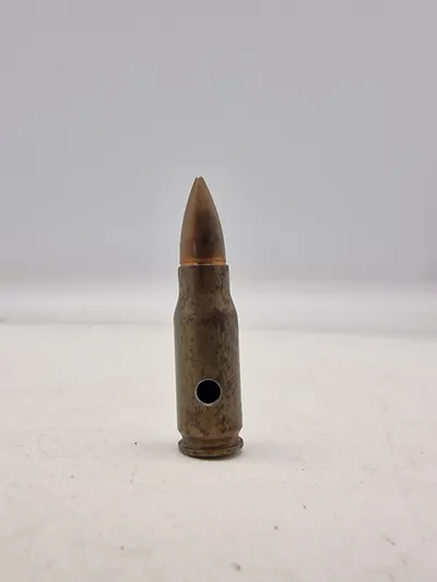 Original deaktiveret patron for det tyske STG44
