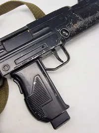 UZI replica
