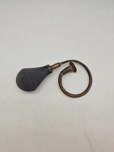 Antik automobil horn