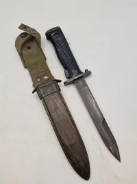 Original M/62 skyttegravskniv.