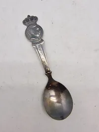 Sæt originale royale skeer