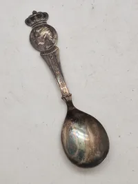 Sæt originale royale skeer