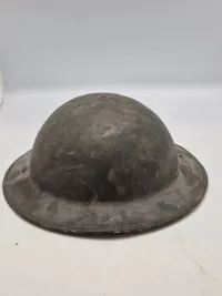 Original engelsk Tommy hjelm