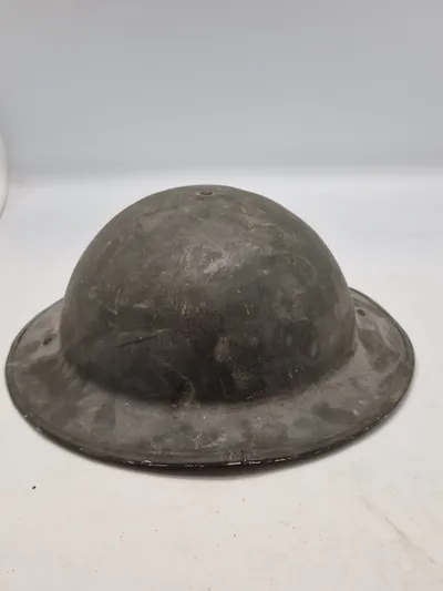 Original engelsk Tommy hjelm