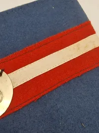 Originalt armbind - modstandsbevægelsen