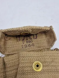 Original ammunitionstaske for Webley, Enfield, Colt o.a.
