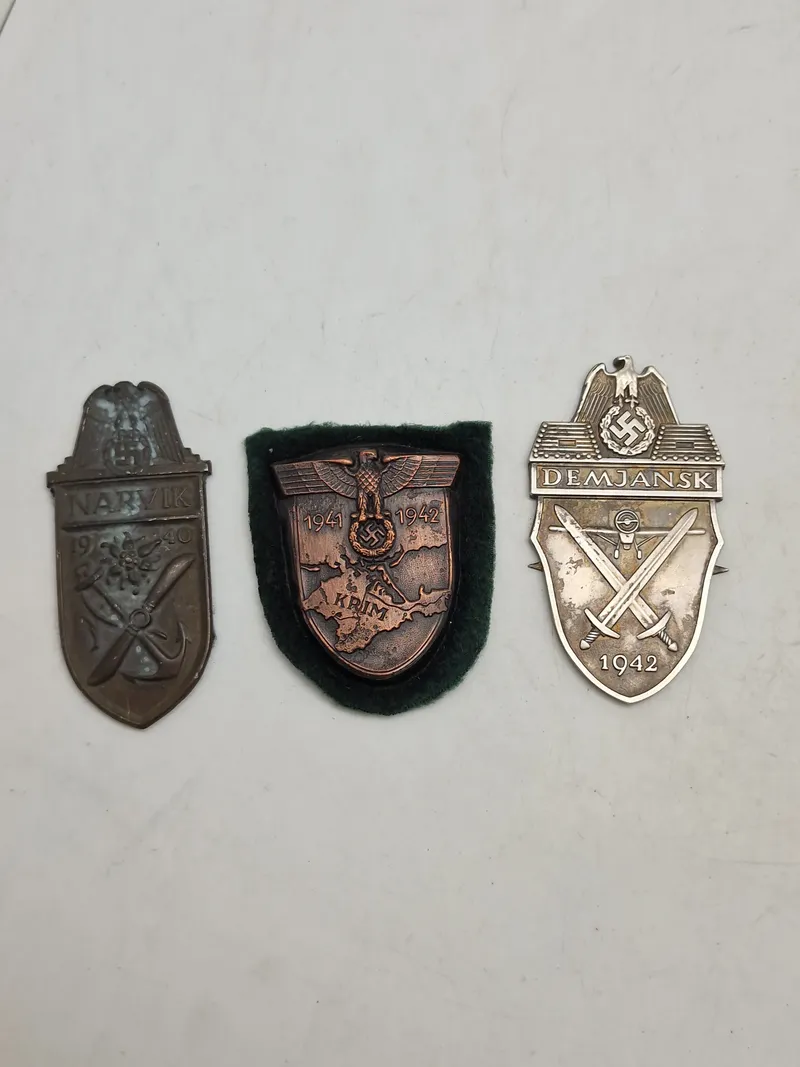 Samling skjold - efterkrigs