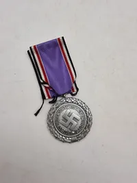 Original  Luftschutz Medal 2nd Class WW2, tung