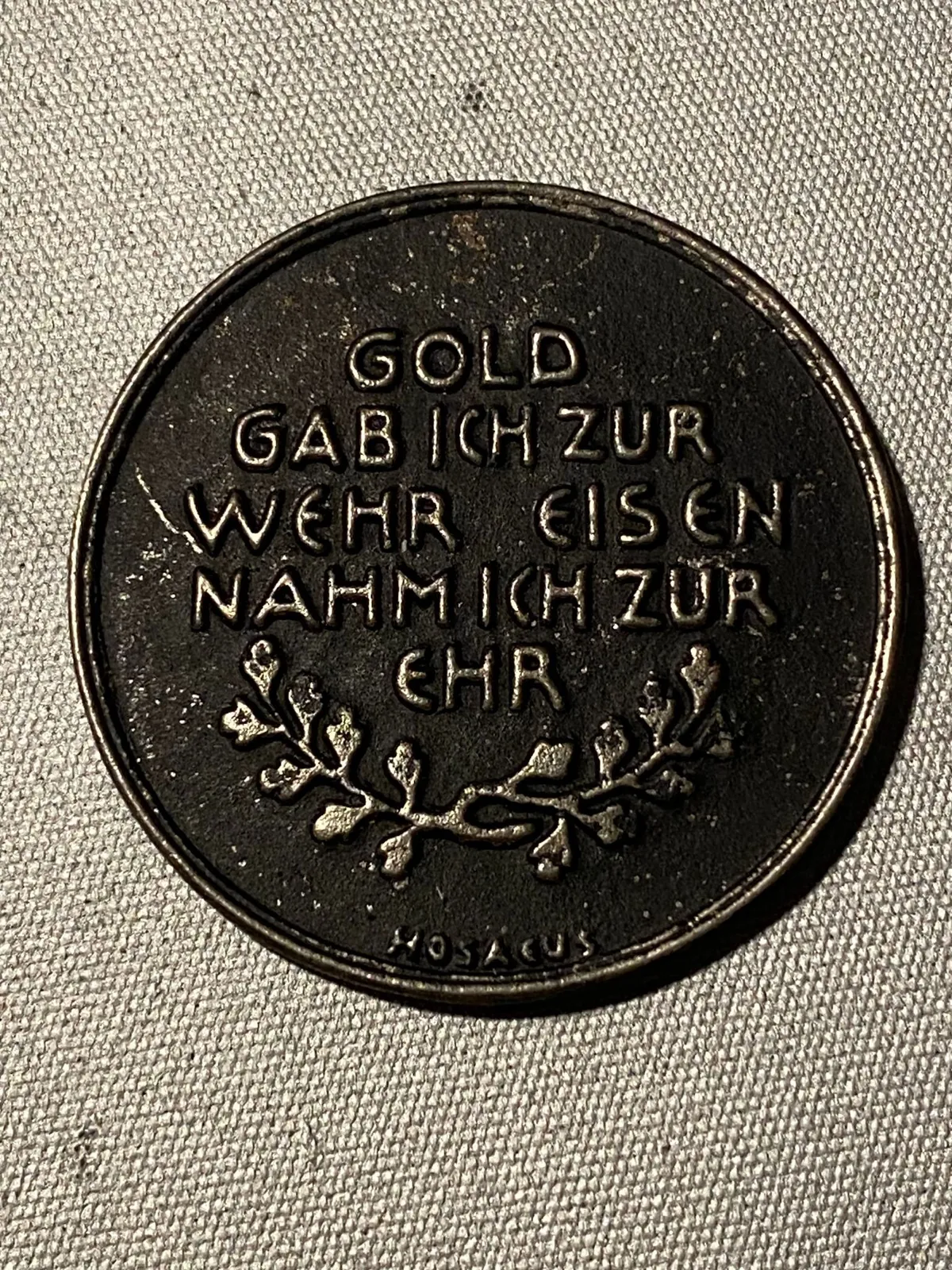 Sjælden original “Gold Für Eisen” mønt som man kunne få hvis man donerede sin vielsesring af guld til støtte for den tyske krigsindustri