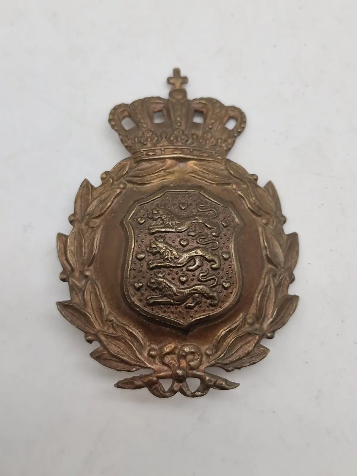 Originalt dansk M/23 hjelm mærke