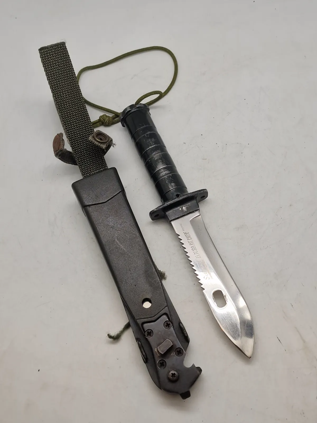 Dolk med original AK skede