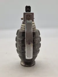Granat formet som lighter