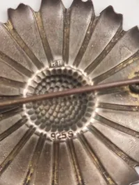 Original marguerit broche - Sterlingsølv og emalje