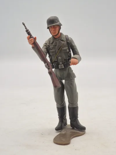 Veludført model af tysk soldat