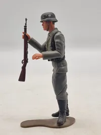 Veludført model af tysk soldat