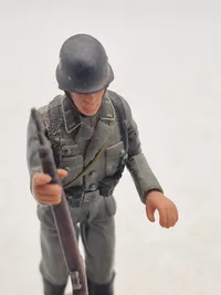 Veludført model af tysk soldat