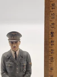 Veludført model af Adolf Hitler
