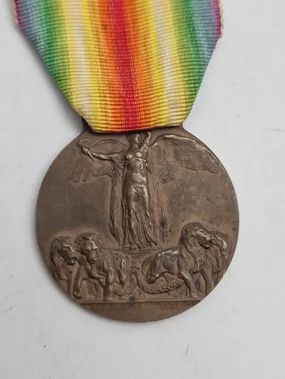 Original ww1 Italian victory medal