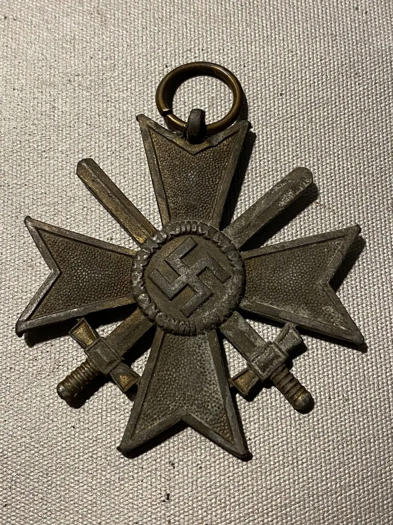 Originalt KVK med sværd