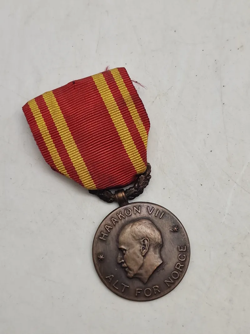 Original norsk War Medal (Krigsmedalje)