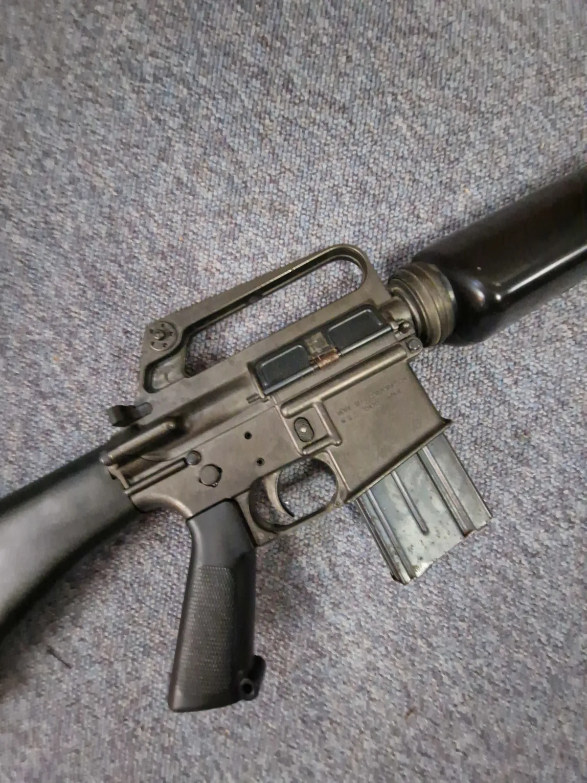 Amerikansk Colt M/16 riffel (Replica) fuld vægt og metal