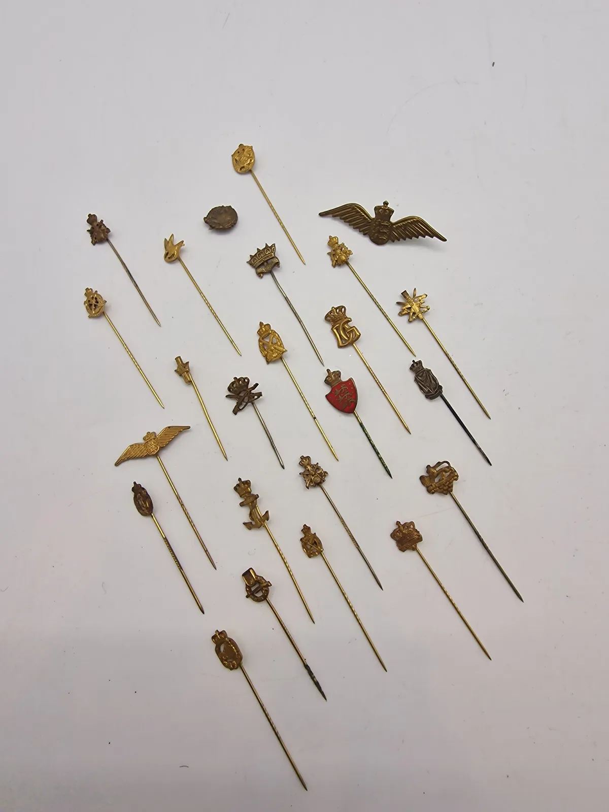 Samling diverse pins