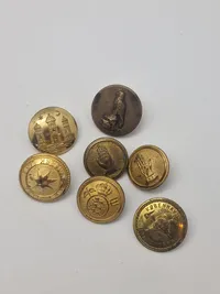 Samling diverse knapper